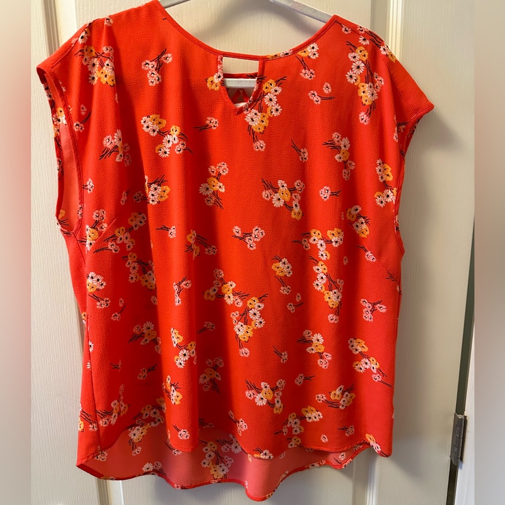 Maurice's Size 1 Red Sleeveless Blouse with Floral Pattern and Strap Detail